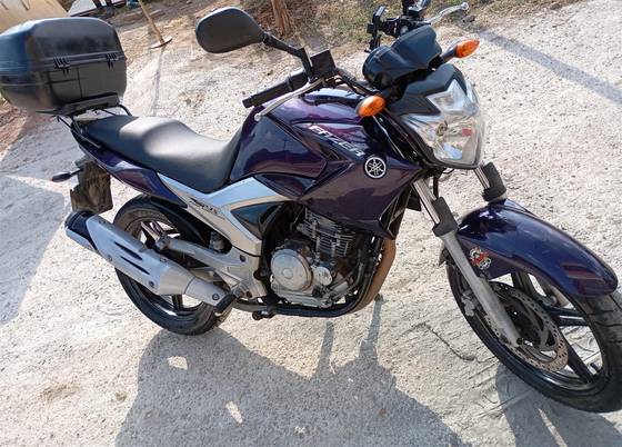 YAMAHA YS 250 FAZER 